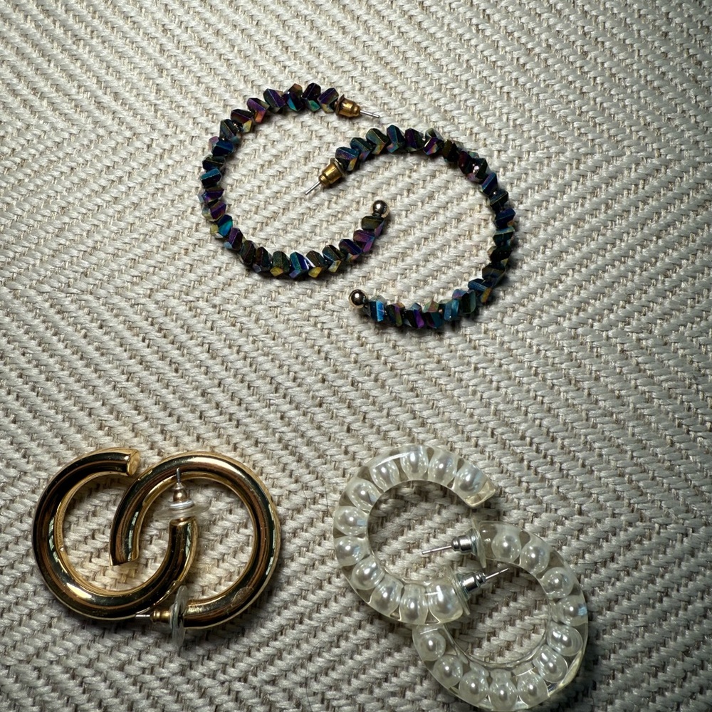 Elegant Multicolor and Gold Hoop Earrings Set